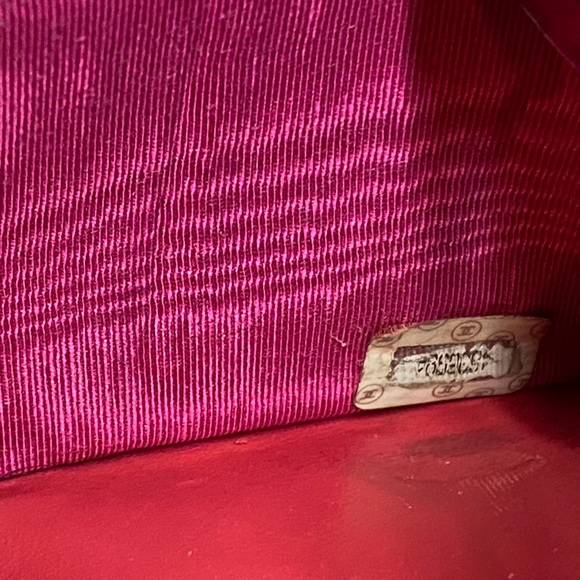 Chanel Pink Caviar Wallet - Picture 8 of 8